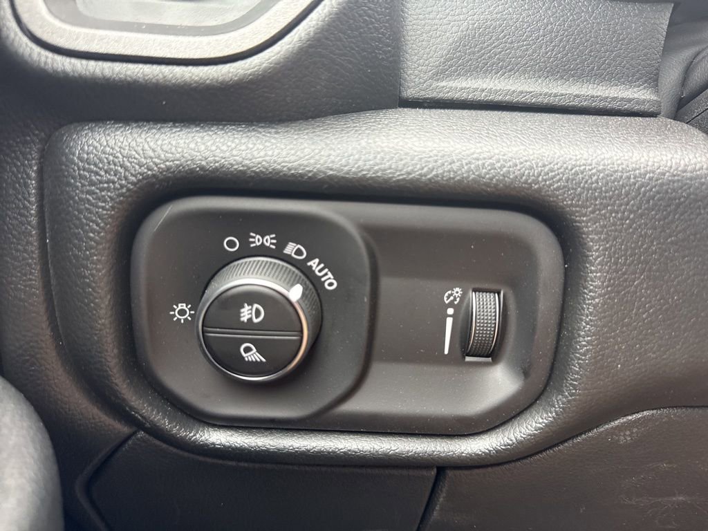 New 2026 RAM 2500 Tradesman AWD/4WD image 9