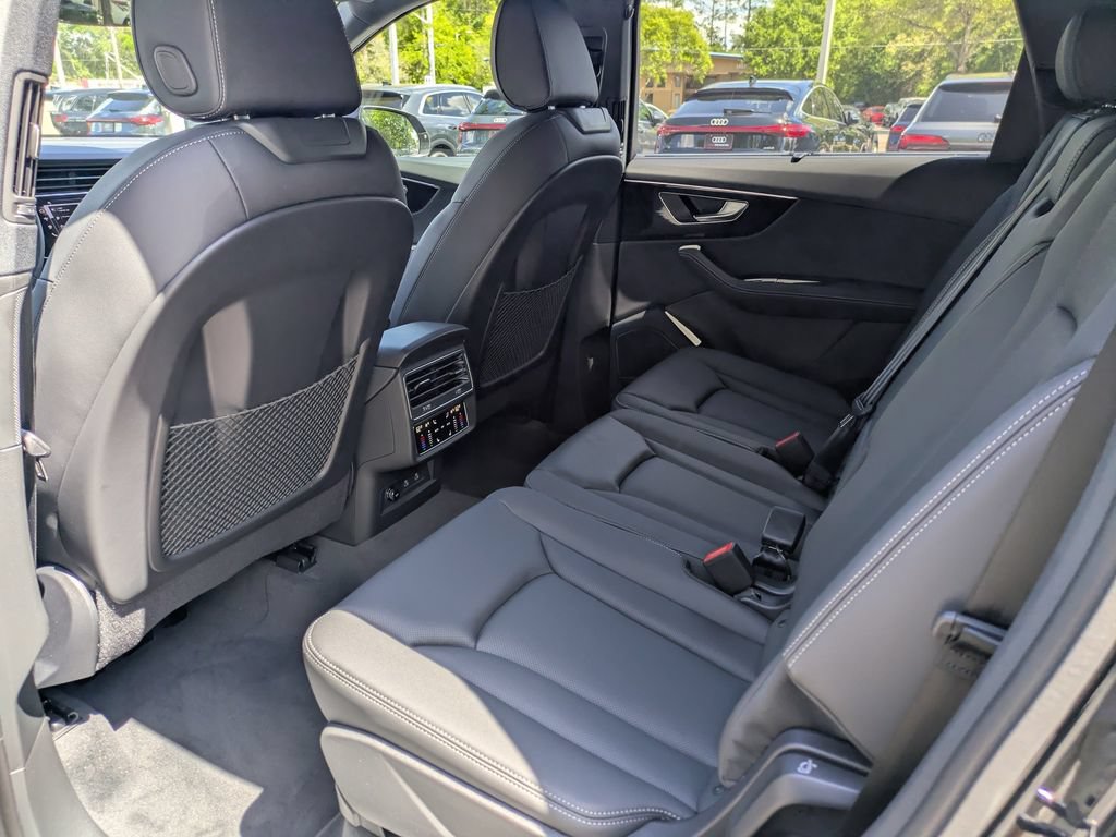 New 2026 Audi Q7 3.0T Premium Plus AWD/4WD image 11