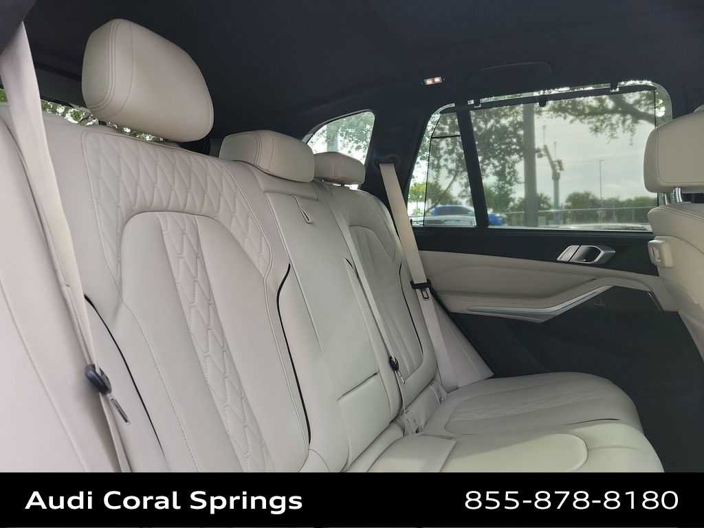 Used 2022 BMW X5 sDrive40i w/ M Sport Package RWD image 21