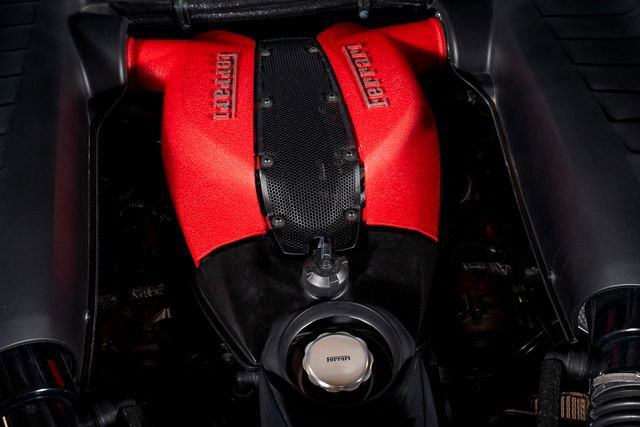 Certified 2020 Ferrari F8 Tributo RWD image 10