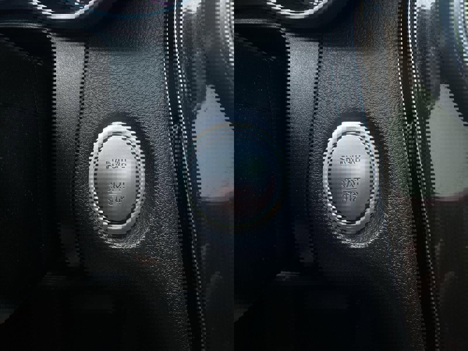 Used 2018 Mercedes-Benz GLC 300 4MATIC Coupe image 9