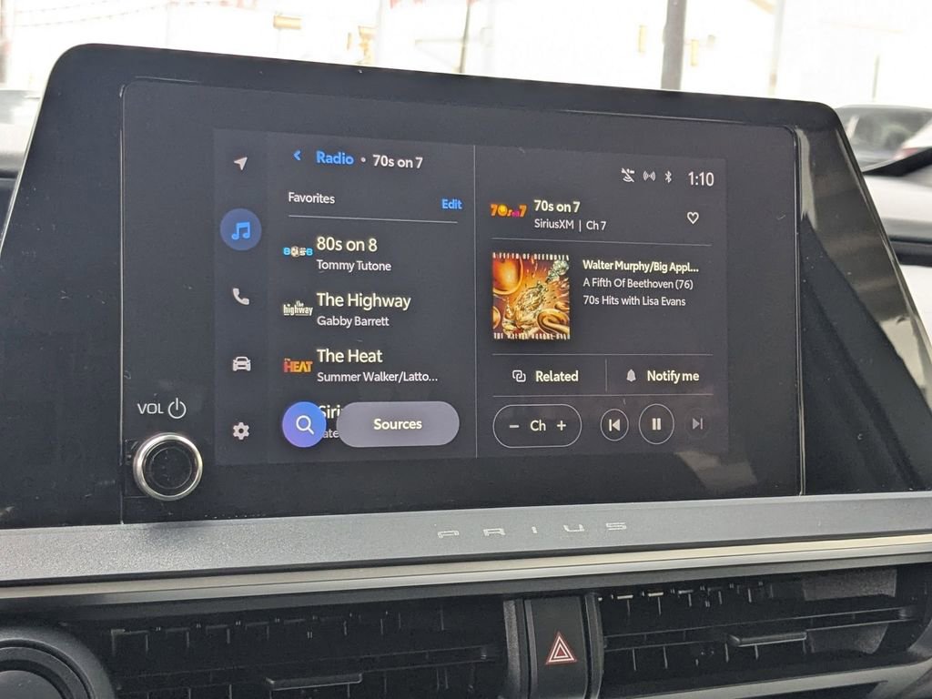 Used 2025 Toyota Prius LE image 19