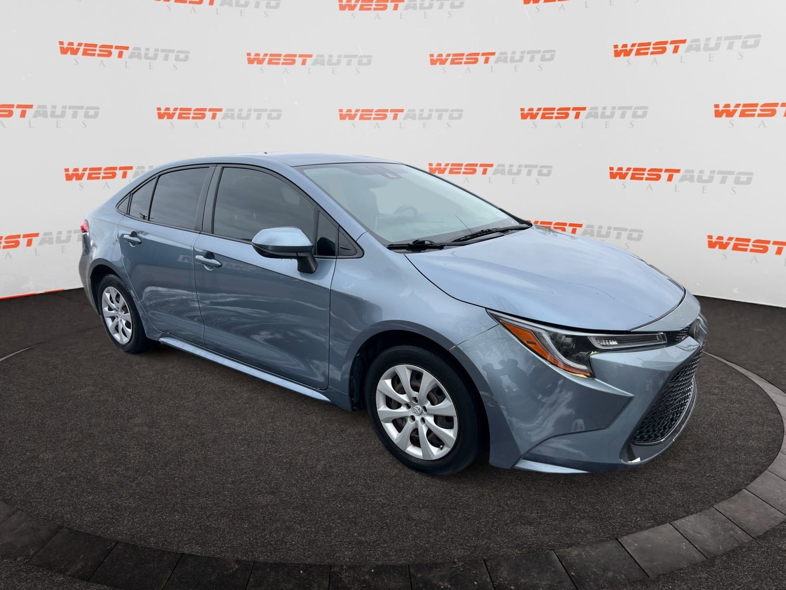 Used 2020 Toyota Corolla LE image 7