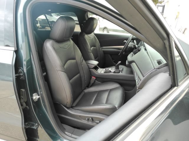 Used 2020 Cadillac XT4 Premium Luxury FWD image 21