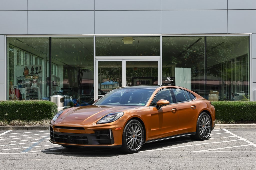New 2025 Porsche Panamera 4