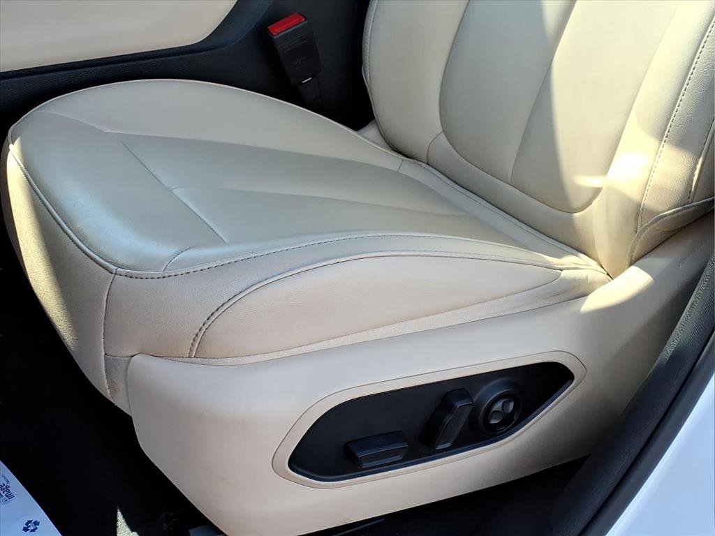 Used 2023 Jeep Grand Cherokee Limited image 18