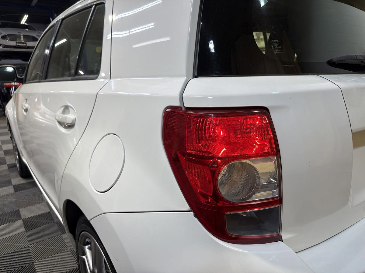 Used 2014 Scion xD image 9