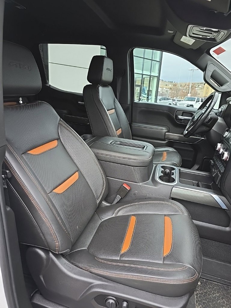 Used 2022 GMC Sierra 1500 AT4 image 8