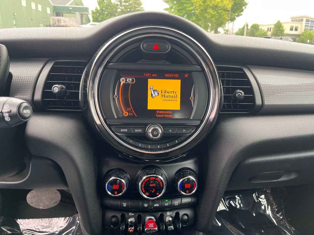 Used 2017 MINI Cooper 4-Door Hardtop FWD image 18