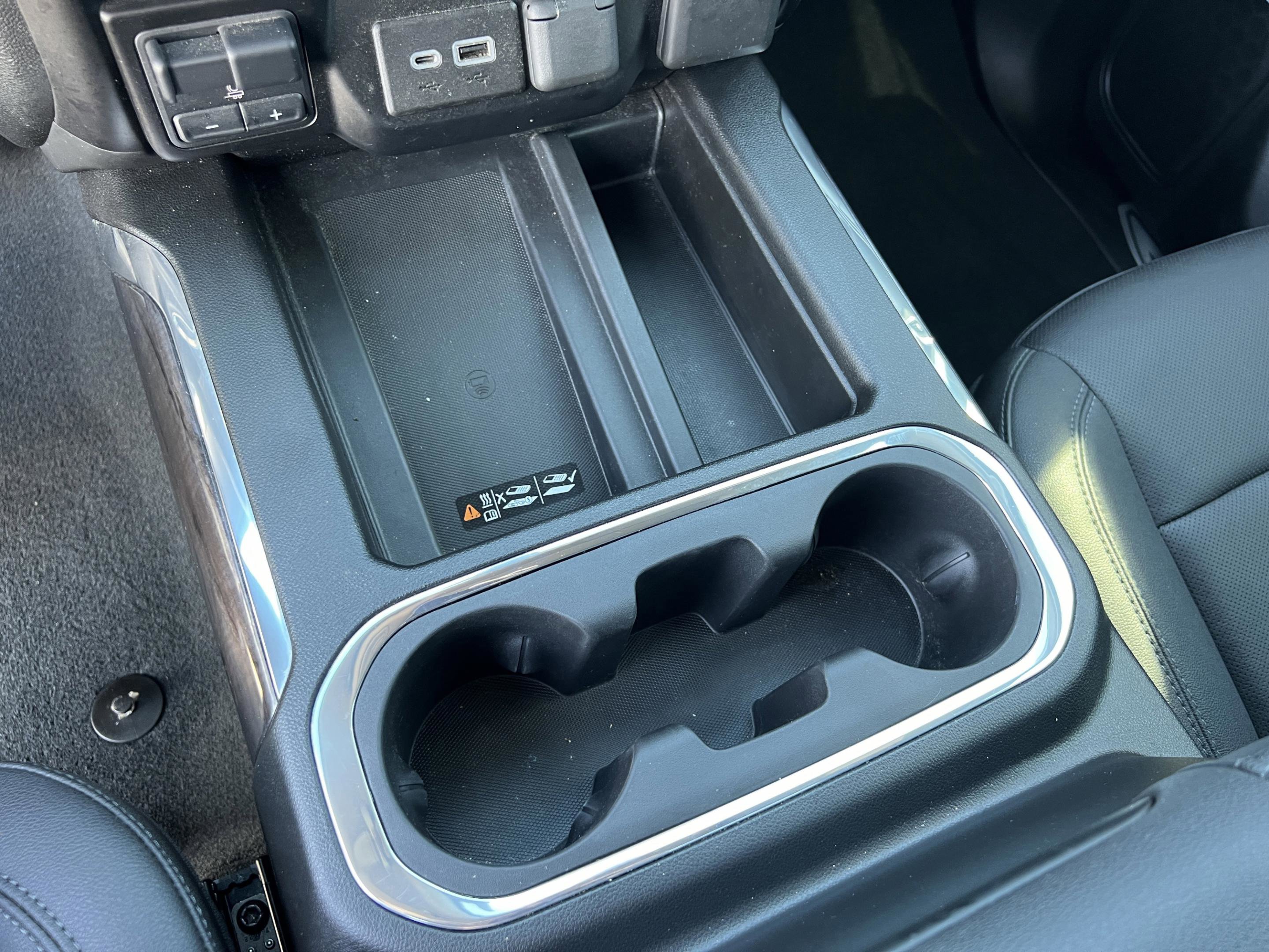 Used 2023 Chevrolet Silverado 2500 LTZ w/ LTZ Premium Package image 32