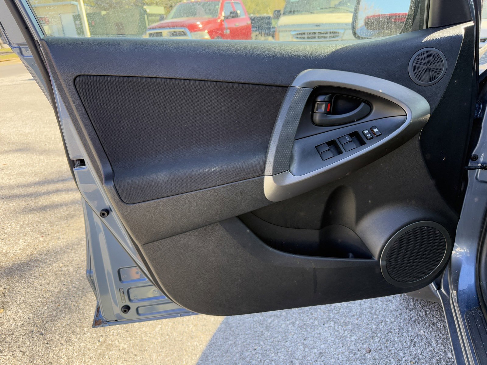 Used 2009 Toyota RAV4 Sport image 28