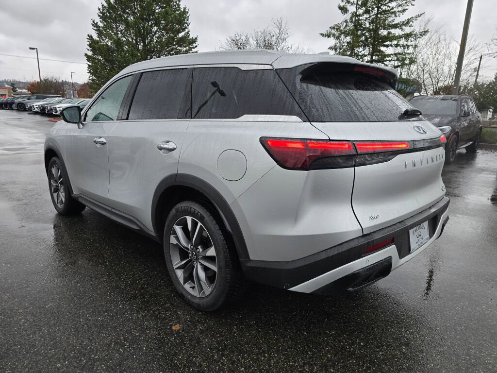 Used 2023 INFINITI QX60 Luxe image 5