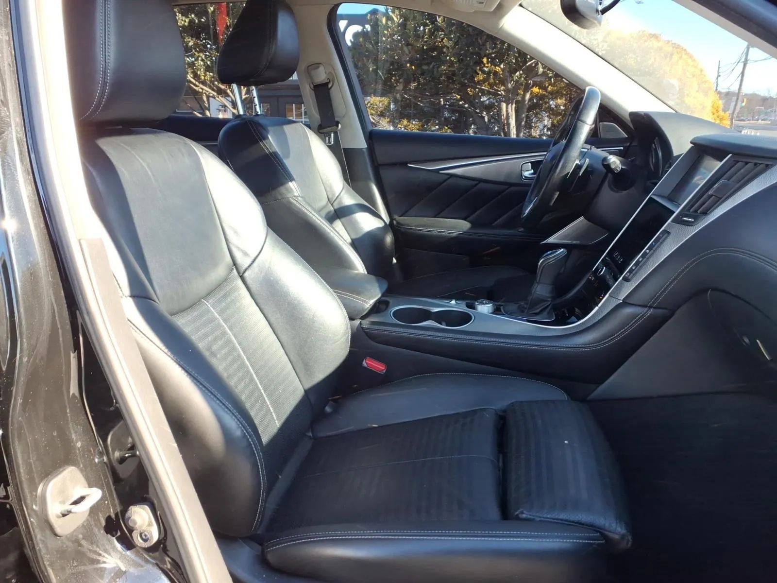 Used 2019 INFINITI Q50 Sport w/ Cargo Package (L96) AWD/4WD image 10