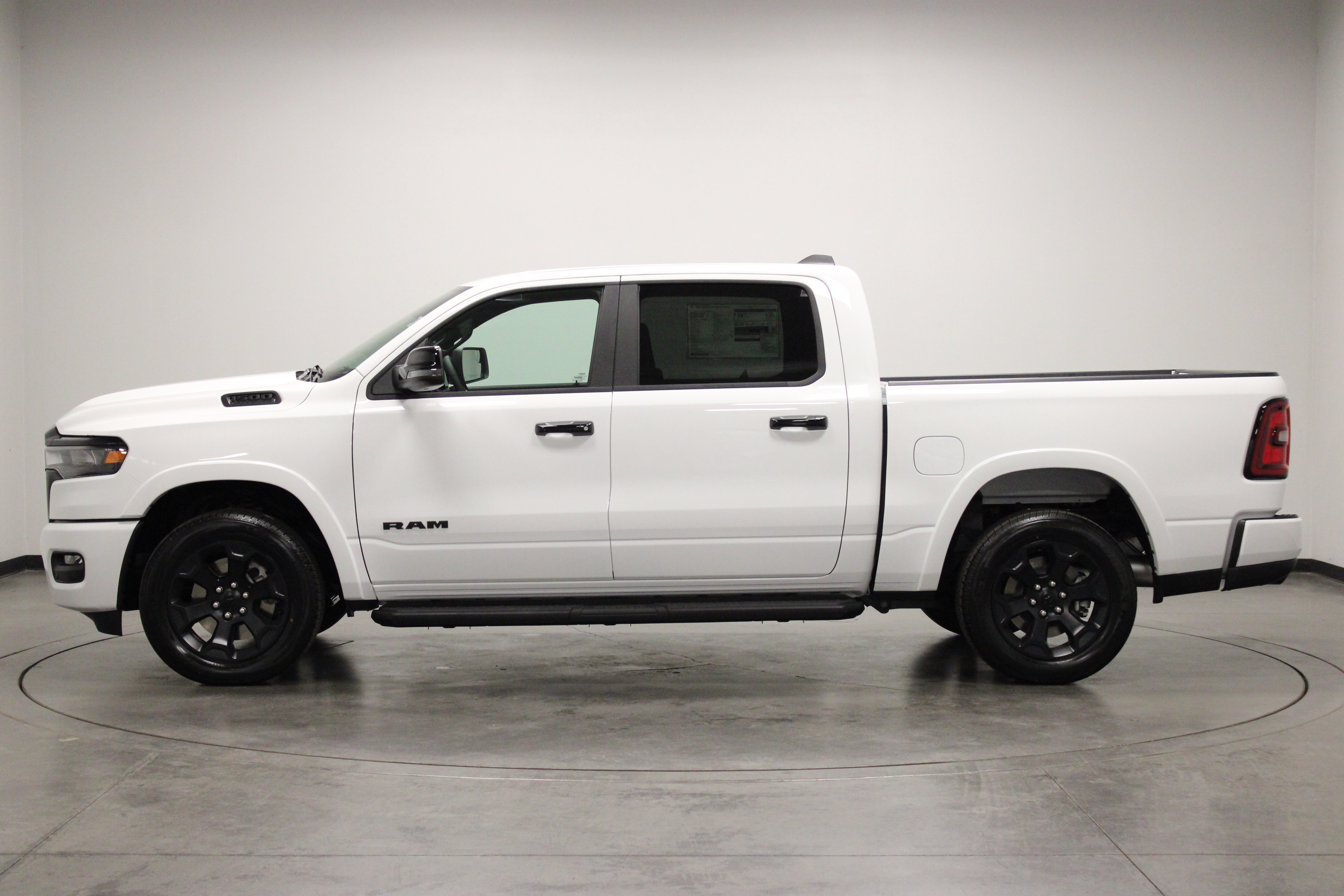 New 2027 RAM 1500 Big Horn AWD/4WD image 5