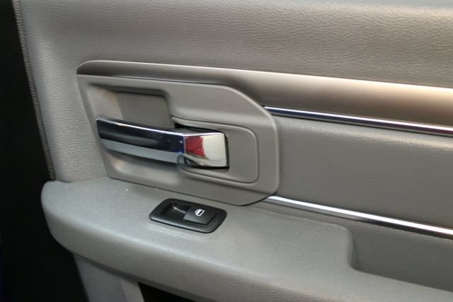Used 2019 RAM 1500 Warlock AWD/4WD image 13