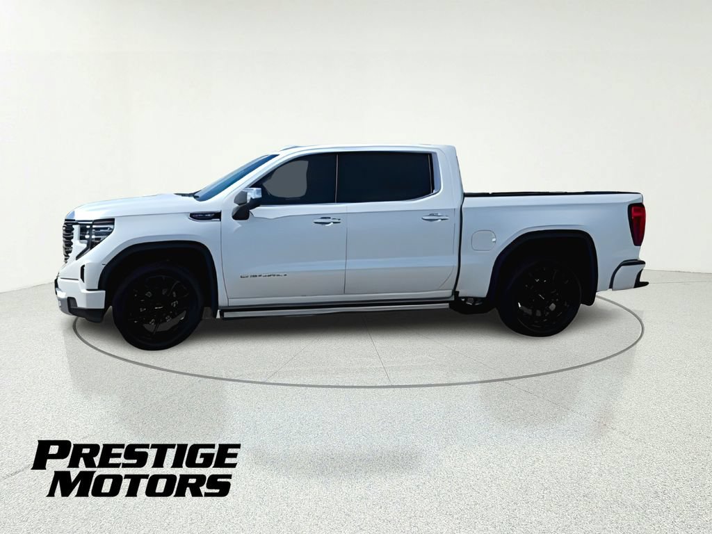Used 2024 GMC Sierra 1500 Denali AWD/4WD image 4
