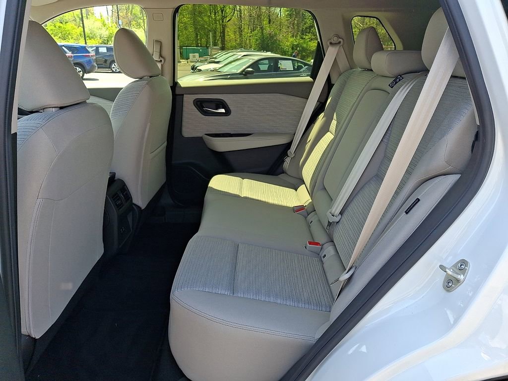 Certified 2023 Nissan Rogue SV AWD/4WD image 11
