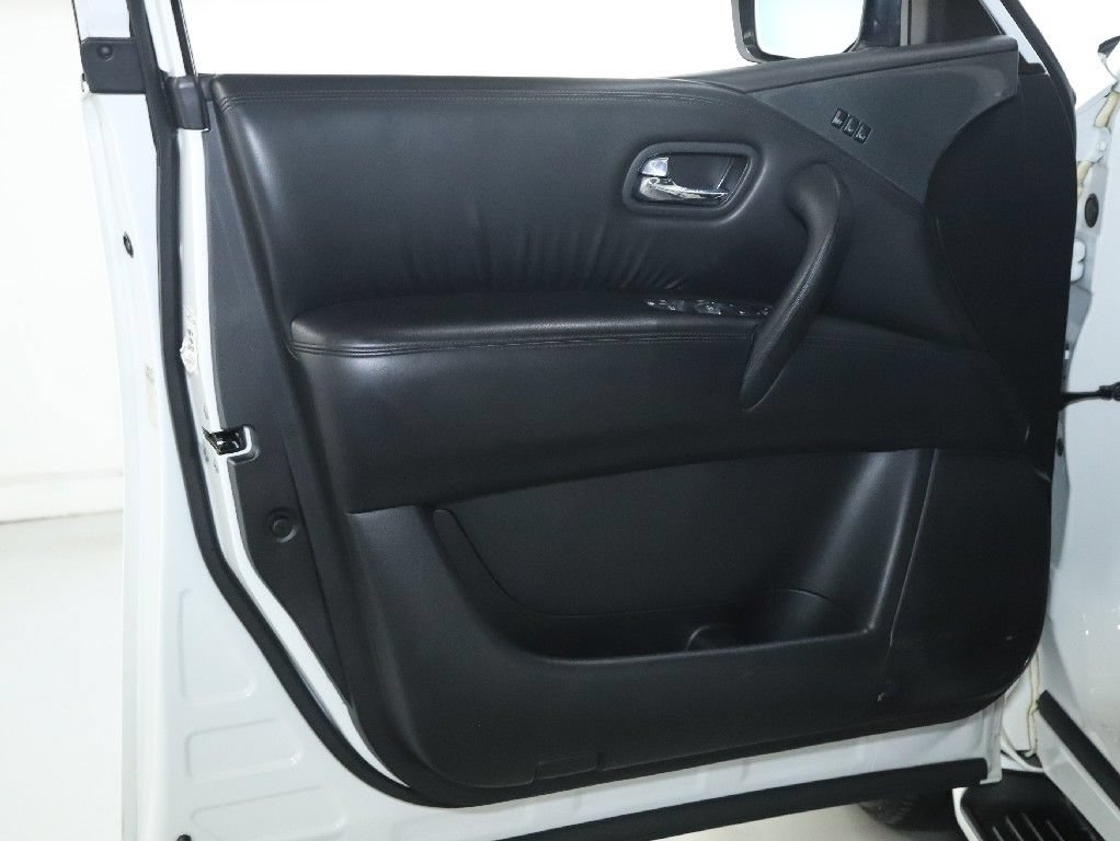 Used 2022 Nissan Armada SL w/ Midnight Edition Package RWD image 16