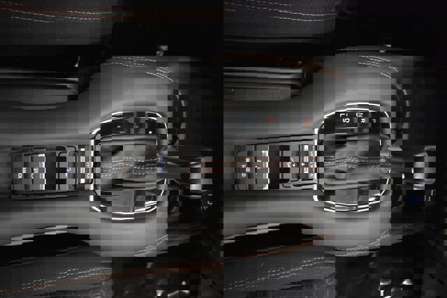 Used 2025 Honda HR-V Sport image 30