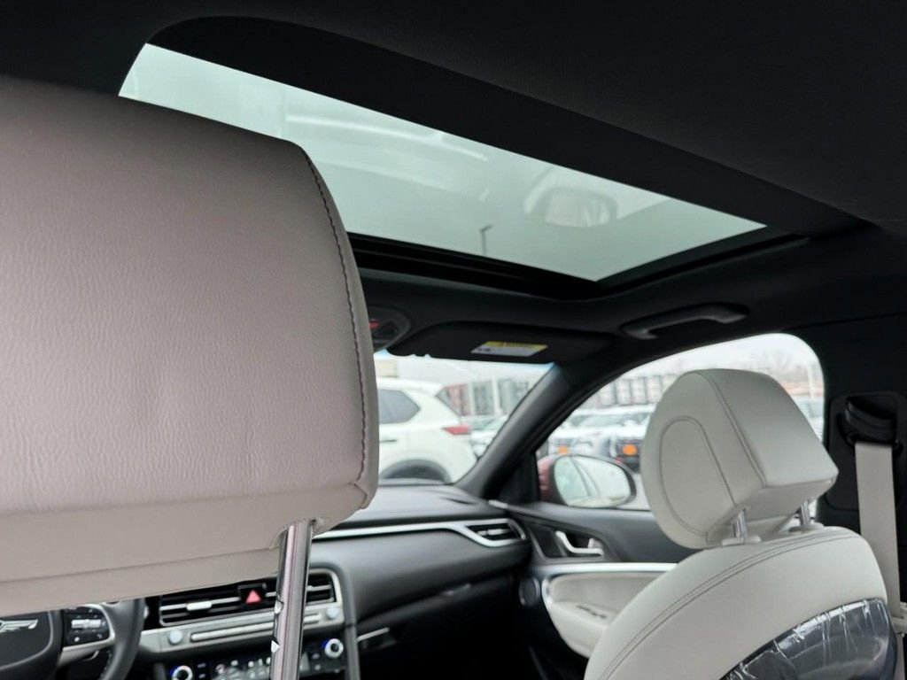 New 2026 Genesis G70 3.3T Sport Prestige image 9