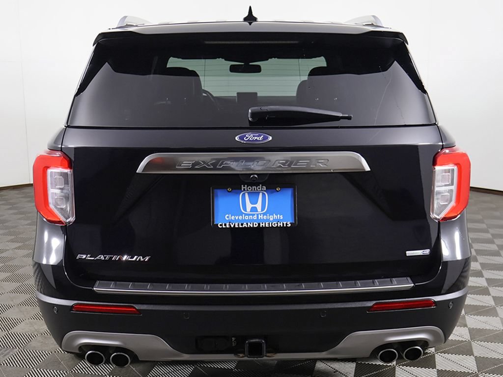 Used 2020 Ford Explorer Platinum w/ Premium Technology Package AWD/4WD image 18