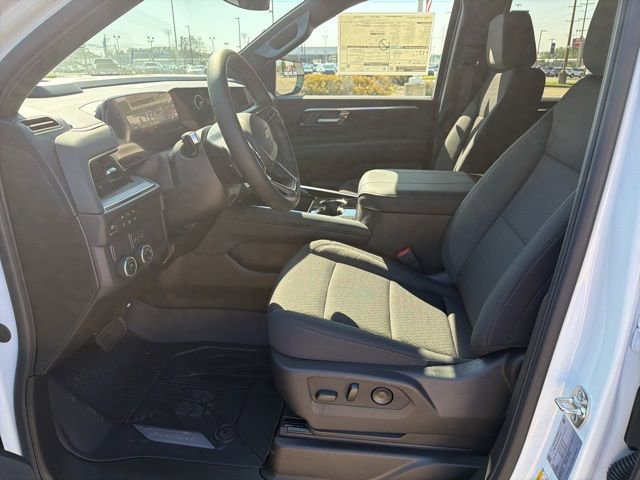 New 2026 Chevrolet Suburban LS image 10