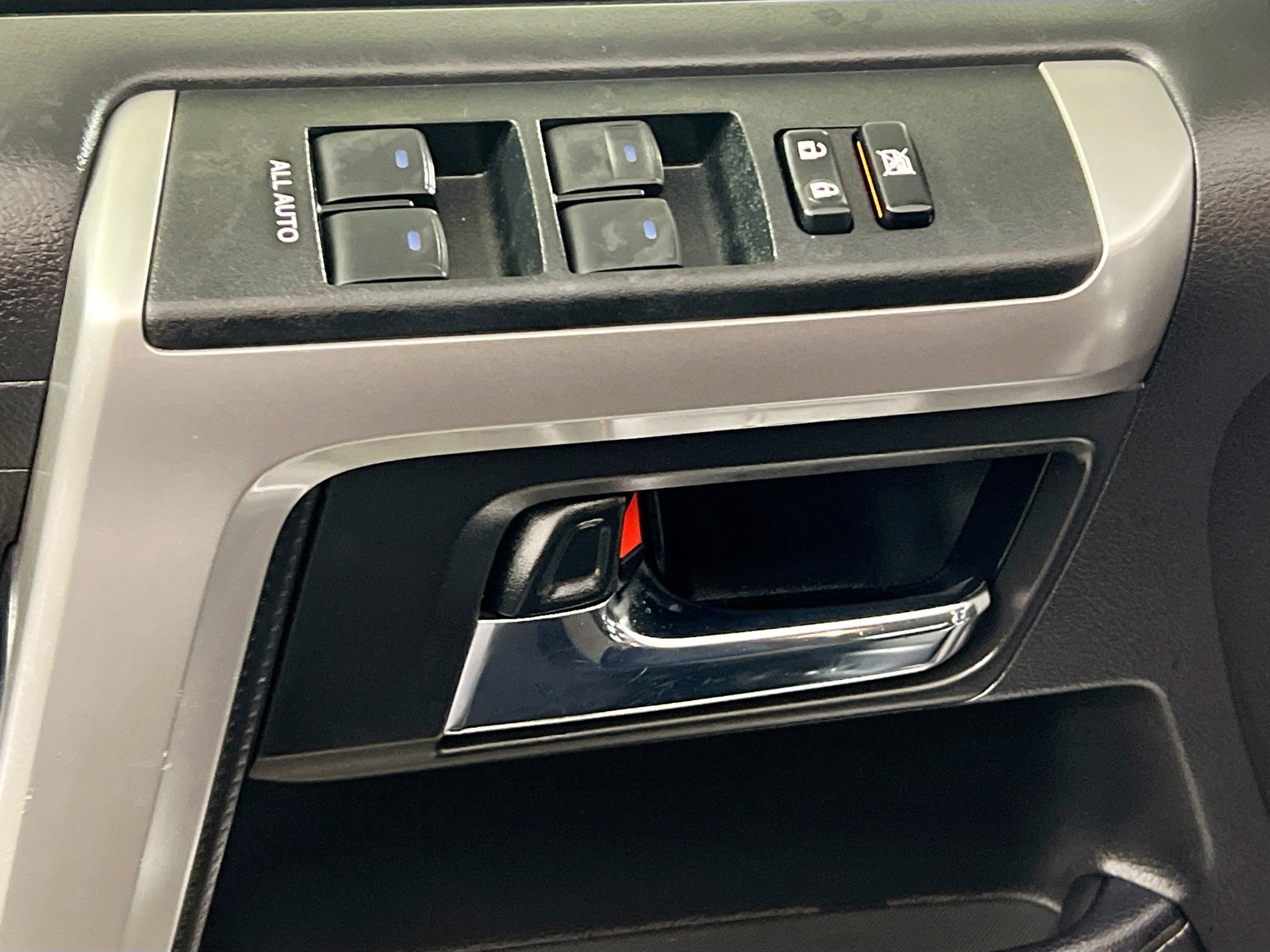 Used 2023 Toyota 4Runner SR5 image 16