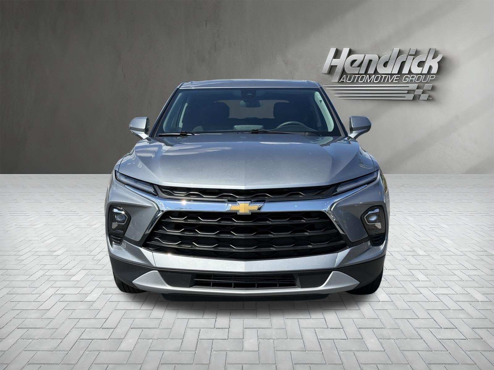 Used 2025 Chevrolet Blazer LT FWD image 3
