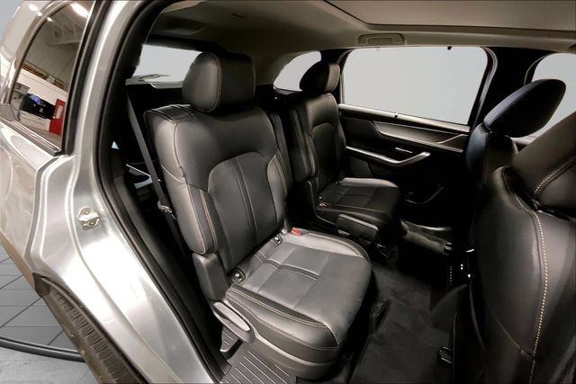 Certified 2024 MAZDA CX-90 Plug-In Hybrid w/ Premium Pkg AWD/4WD image 27