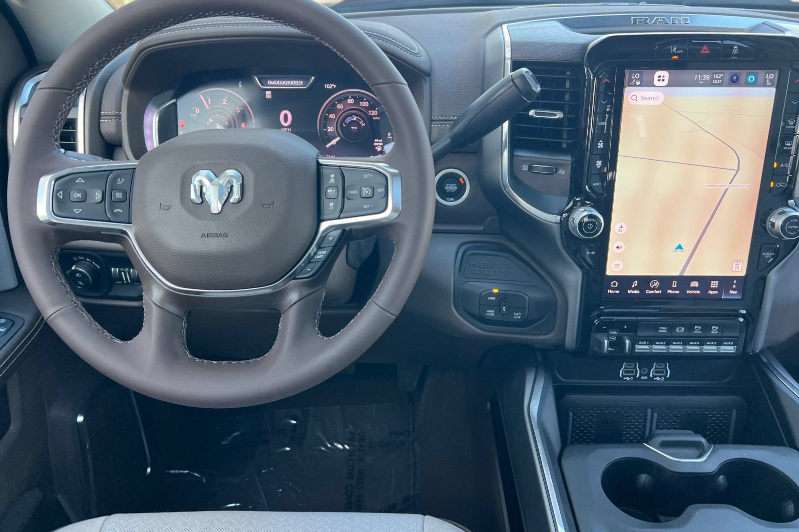 New 2026 RAM 3500 Laramie AWD/4WD image 13