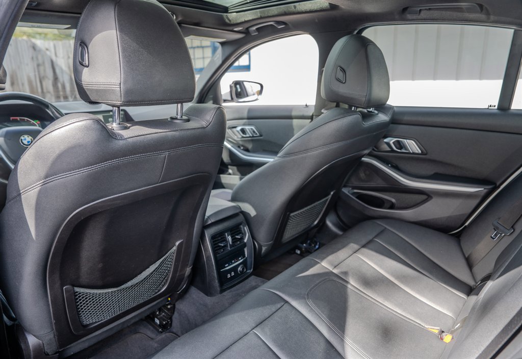 Used 2020 BMW 330i Sedan image 31