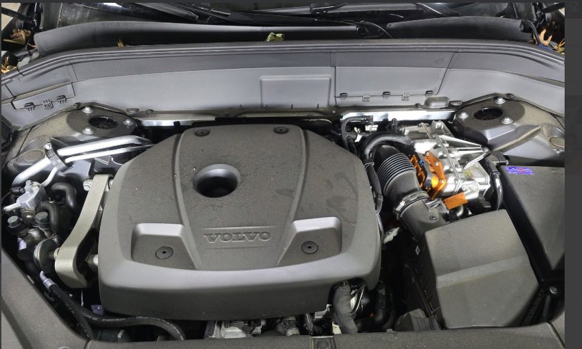 Used 2024 Volvo XC90 T8 Plus w/ Protection Package Premier image 17