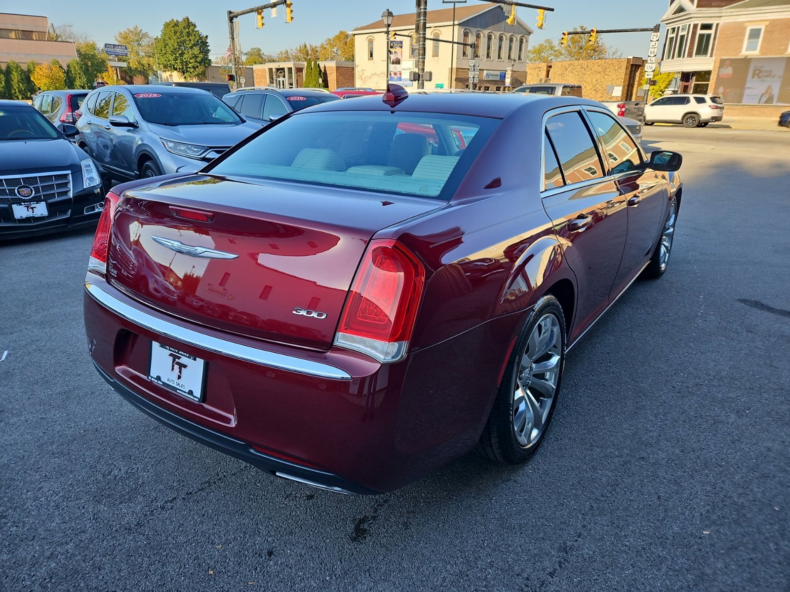 Used 2016 Chrysler 300 Limited RWD image 5