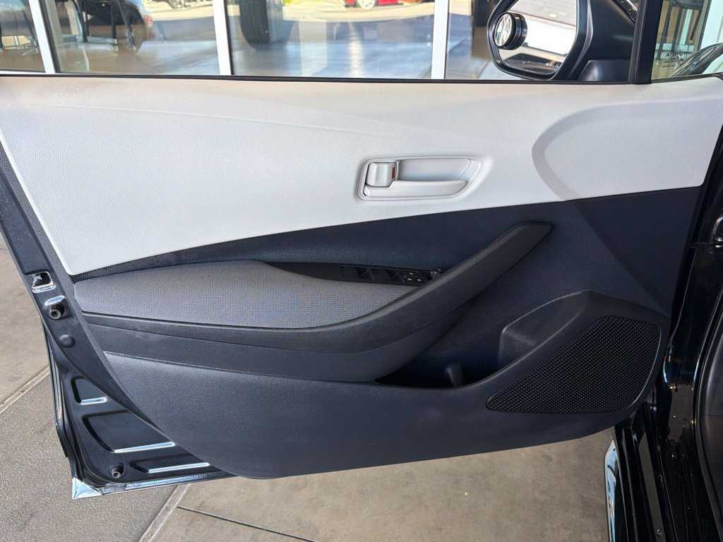 Certified 2025 Toyota Corolla LE FWD image 19