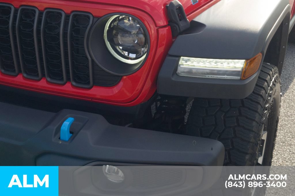 Used 2024 Jeep Wrangler Unlimited Rubicon 4xe AWD/4WD image 11
