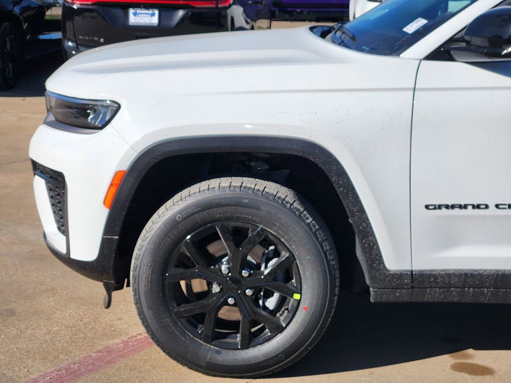 New 2026 Jeep Grand Cherokee Altitude RWD image 6