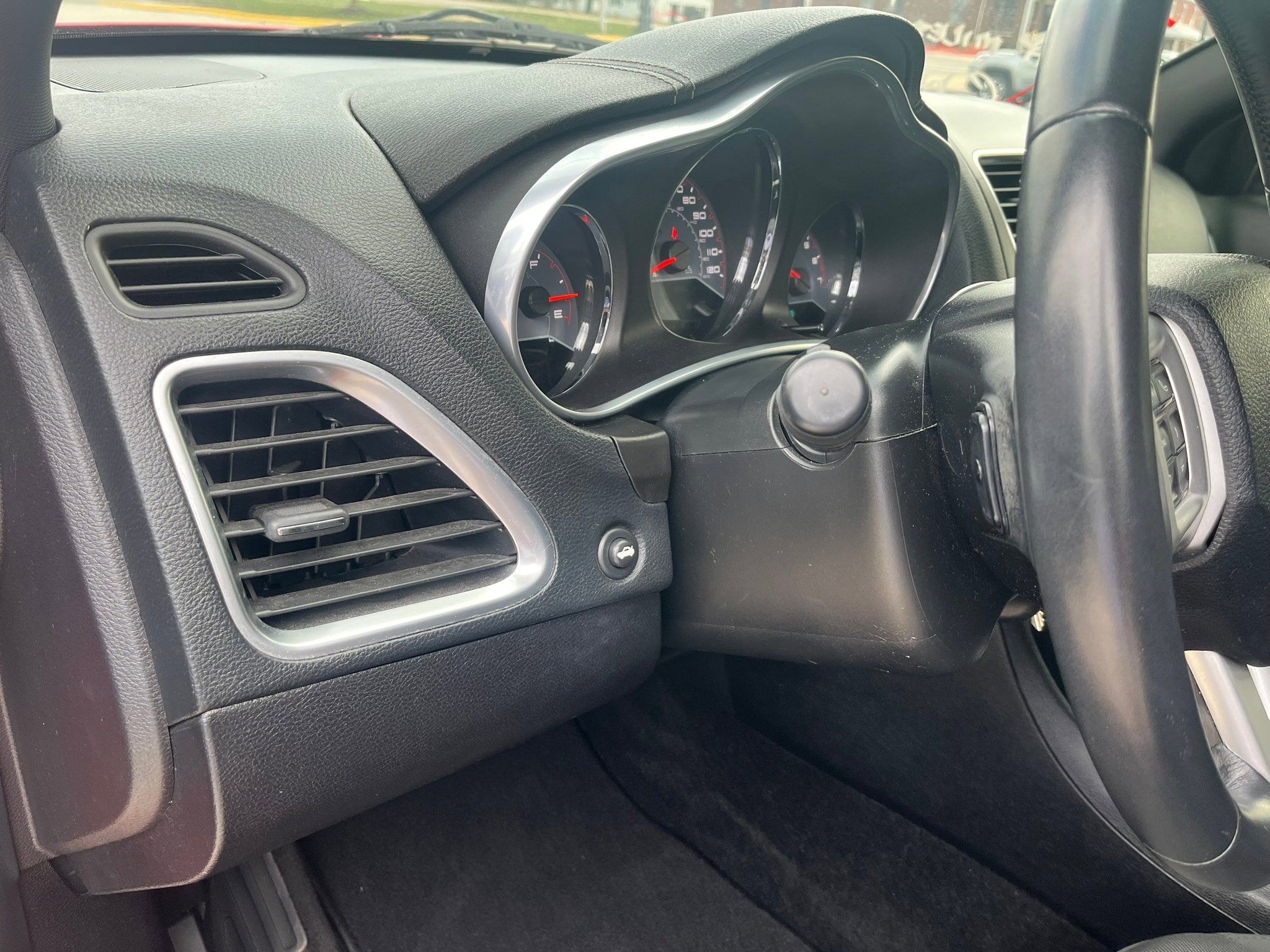 Used 2013 Dodge Avenger SXT w/ Rallye Appearance Group FWD image 18
