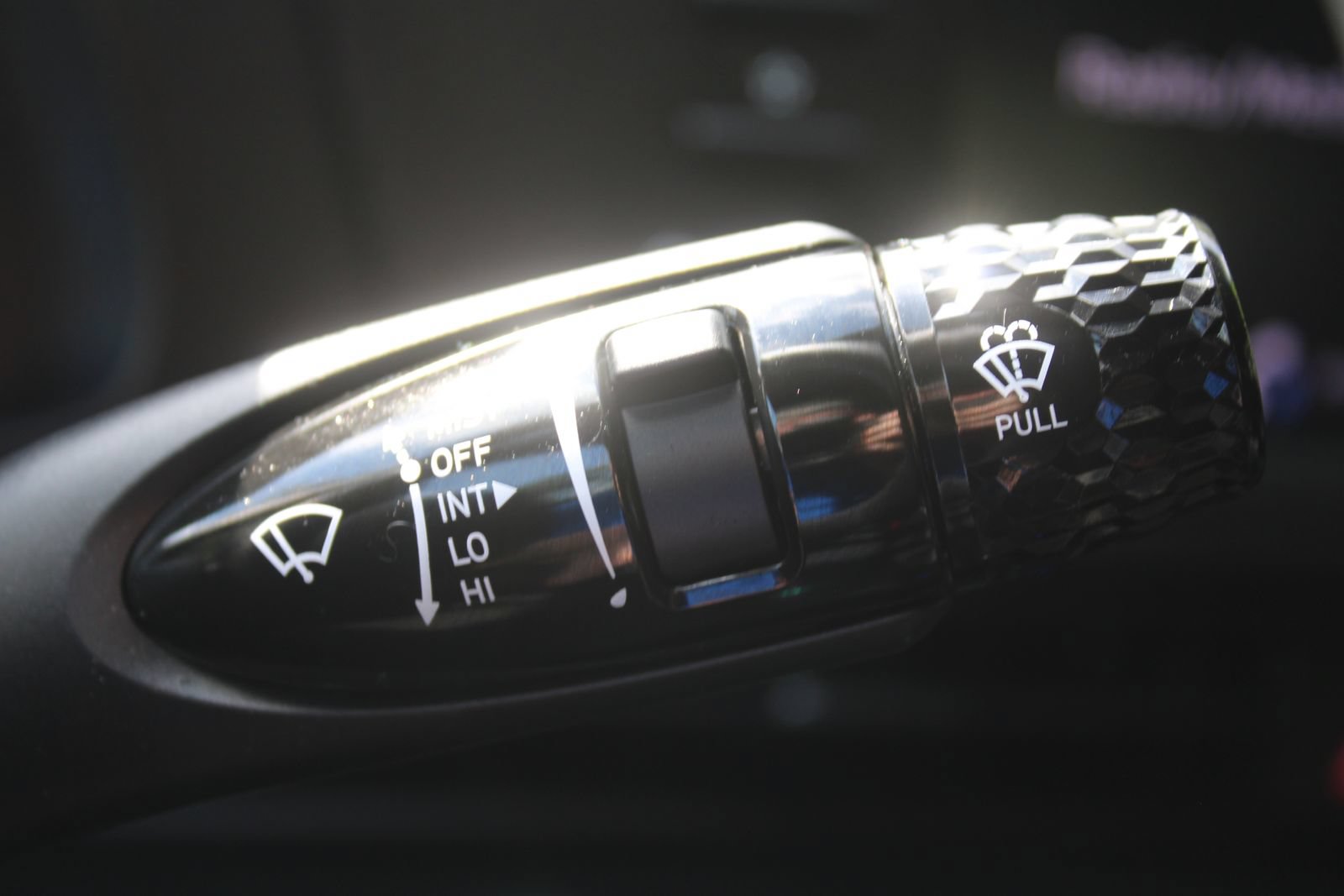 Used 2025 Hyundai Elantra Sport FWD image 30