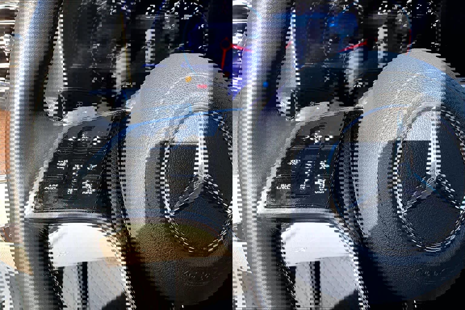 Used 2022 Mercedes-Benz E 350 4MATIC Sedan w/ Driver Assistance Package image 24