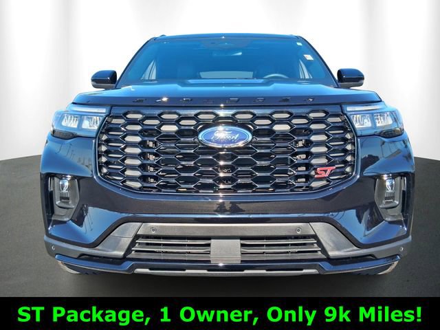 Used 2025 Ford Explorer ST w/ Sun And Sound Package image 2