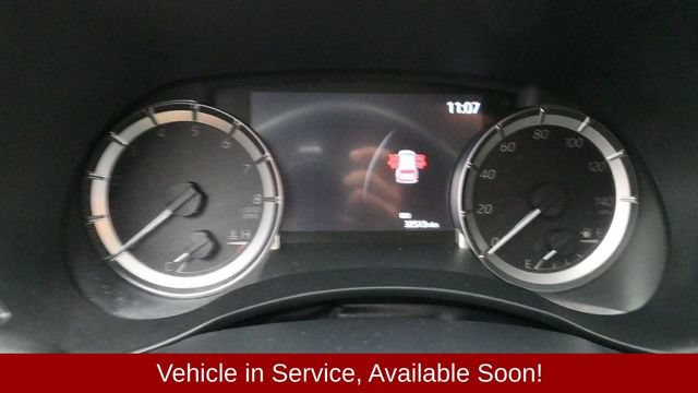 Used 2023 Toyota Highlander XLE AWD/4WD image 29