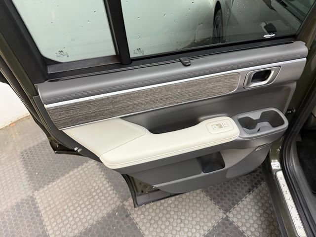 Certified 2025 Hyundai Santa Fe Calligraphy image 34