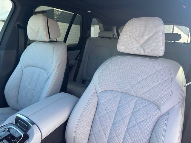 New 2026 BMW X5 xDrive50e AWD/4WD image 17