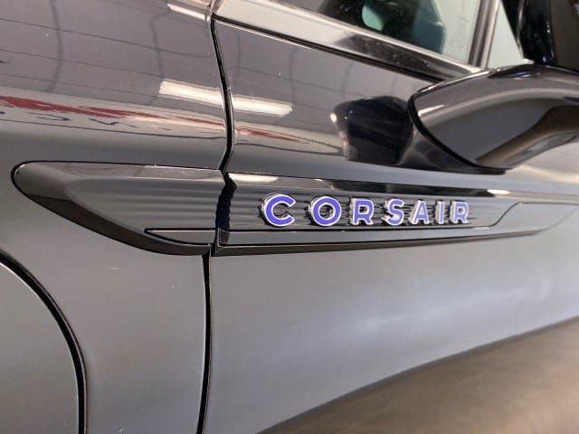 New 2025 Lincoln Corsair Grand Touring w/ Equipment Group 302A AWD/4WD image 13