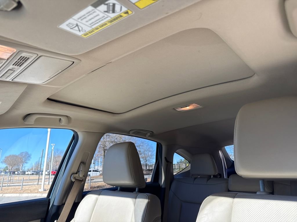 Used 2016 Honda CR-V Touring image 25