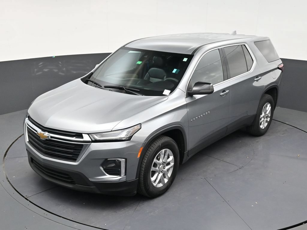 Used 2023 Chevrolet Traverse LS FWD image 11