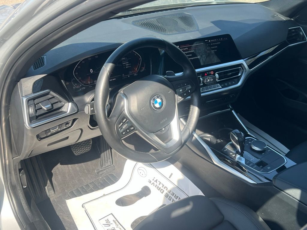 Used 2019 BMW 330i xDrive Sedan w/ Driving Assistance Package AWD/4WD image 11