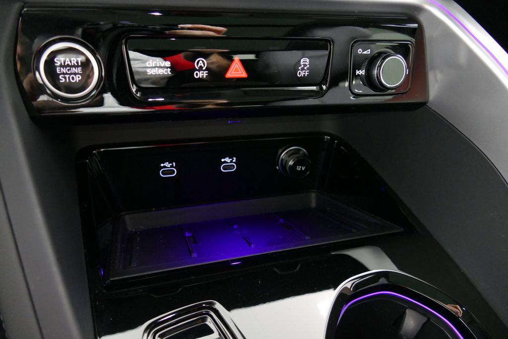 Certified 2025 Audi Q5 Premium w/ Convenience Package AWD/4WD image 21