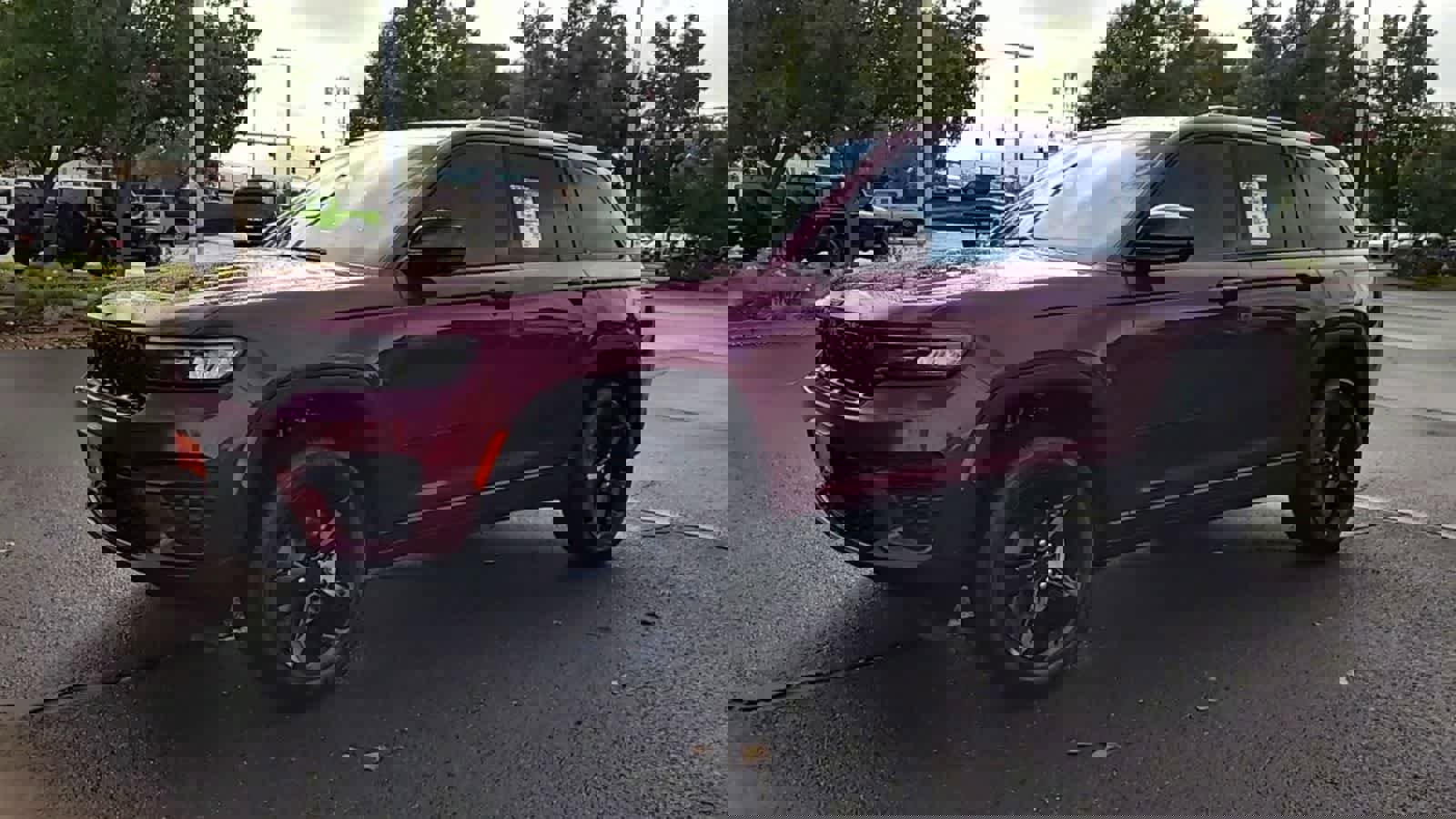 New 2025 Jeep Grand Cherokee Altitude w/ Trailer Tow Package image 4