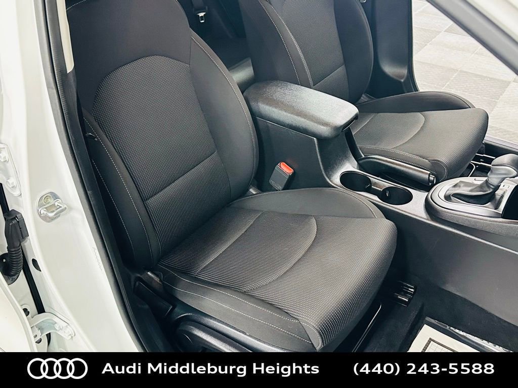 Used 2020 Kia Forte LXS image 25